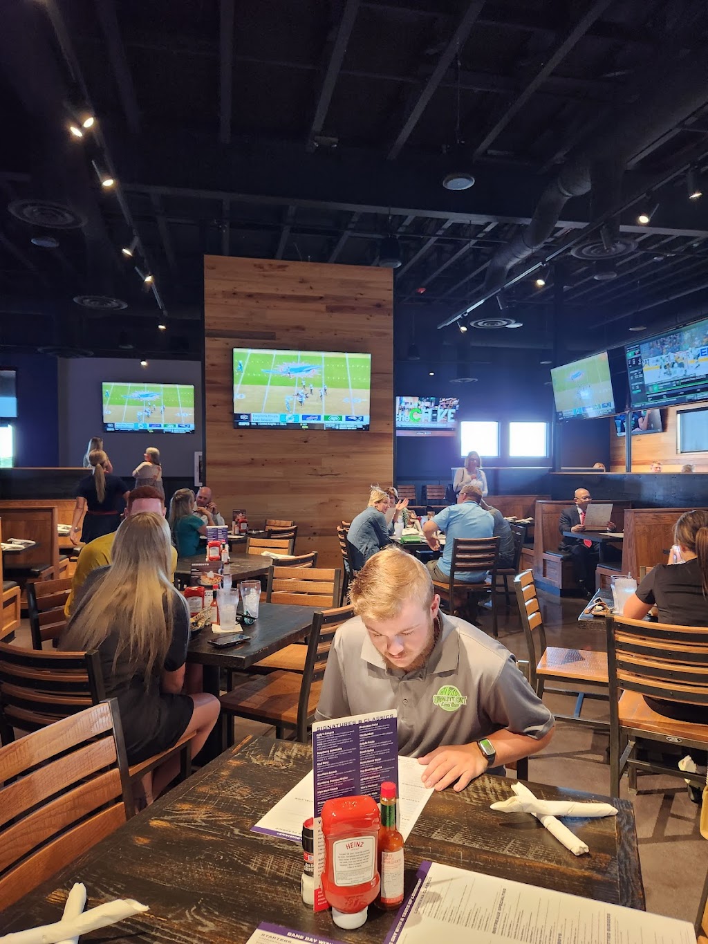Walk-Ons Sports Bistreaux - Columbia, MO | restaurant | 2541 Broadway Bluffs Dr, Columbia, MO 65201, USA | 5736159255 OR +1 573-615-9255
