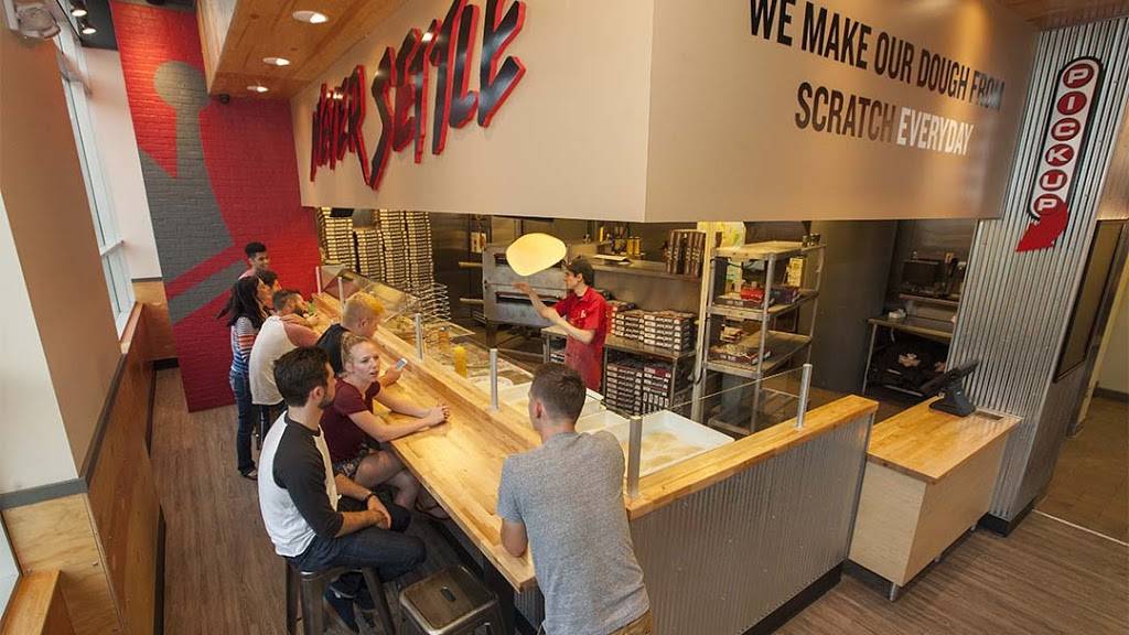 Toppers Pizza | meal delivery | 605 2nd Ave S #150, Onalaska, WI 54650, USA | 6087797979 OR +1 608-779-7979