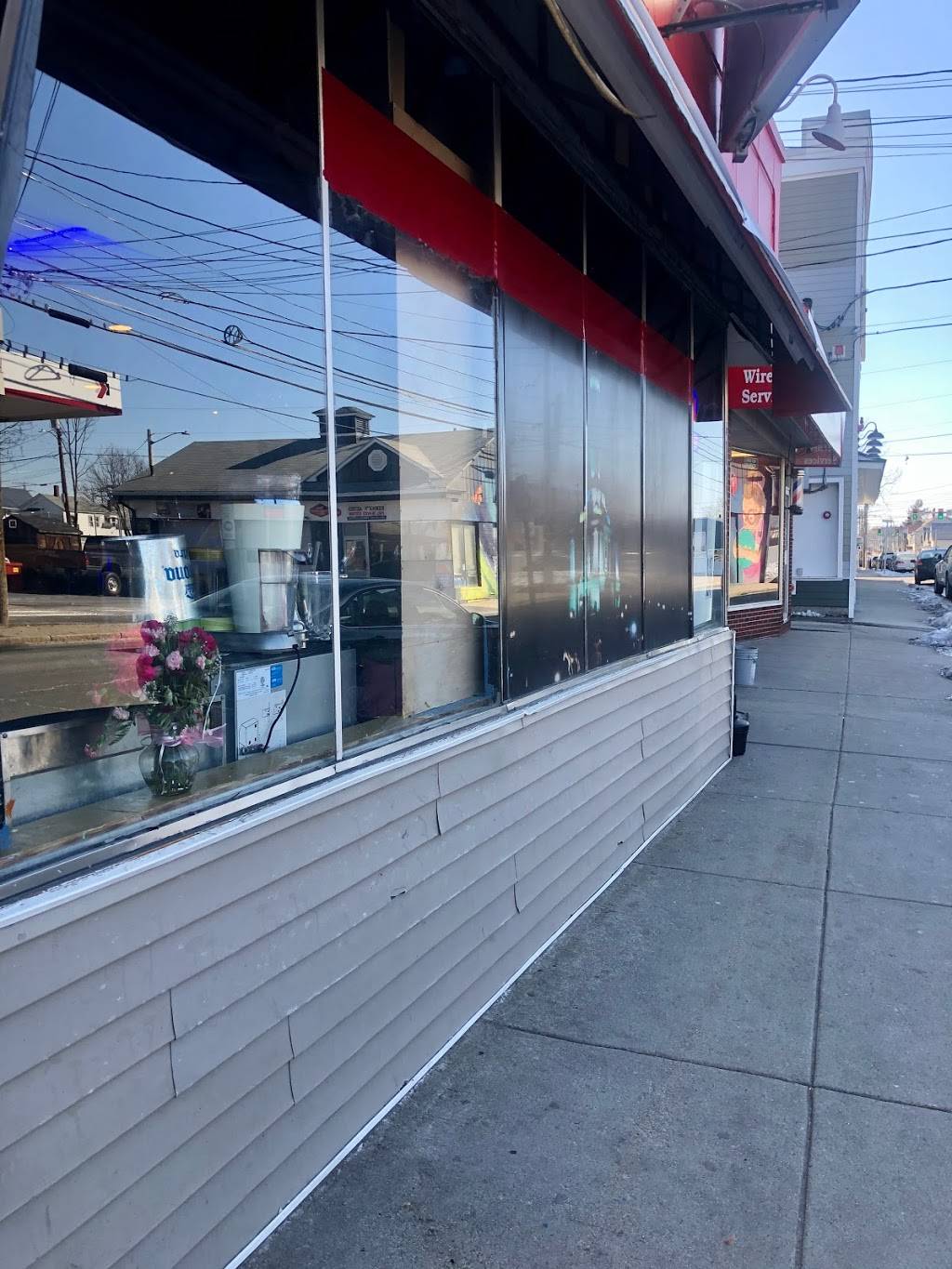 Temptations Mexican restaurant & lounge | restaurant | 60 W Hollis St, Nashua, NH 03060, USA | 6038648250 OR +1 603-864-8250