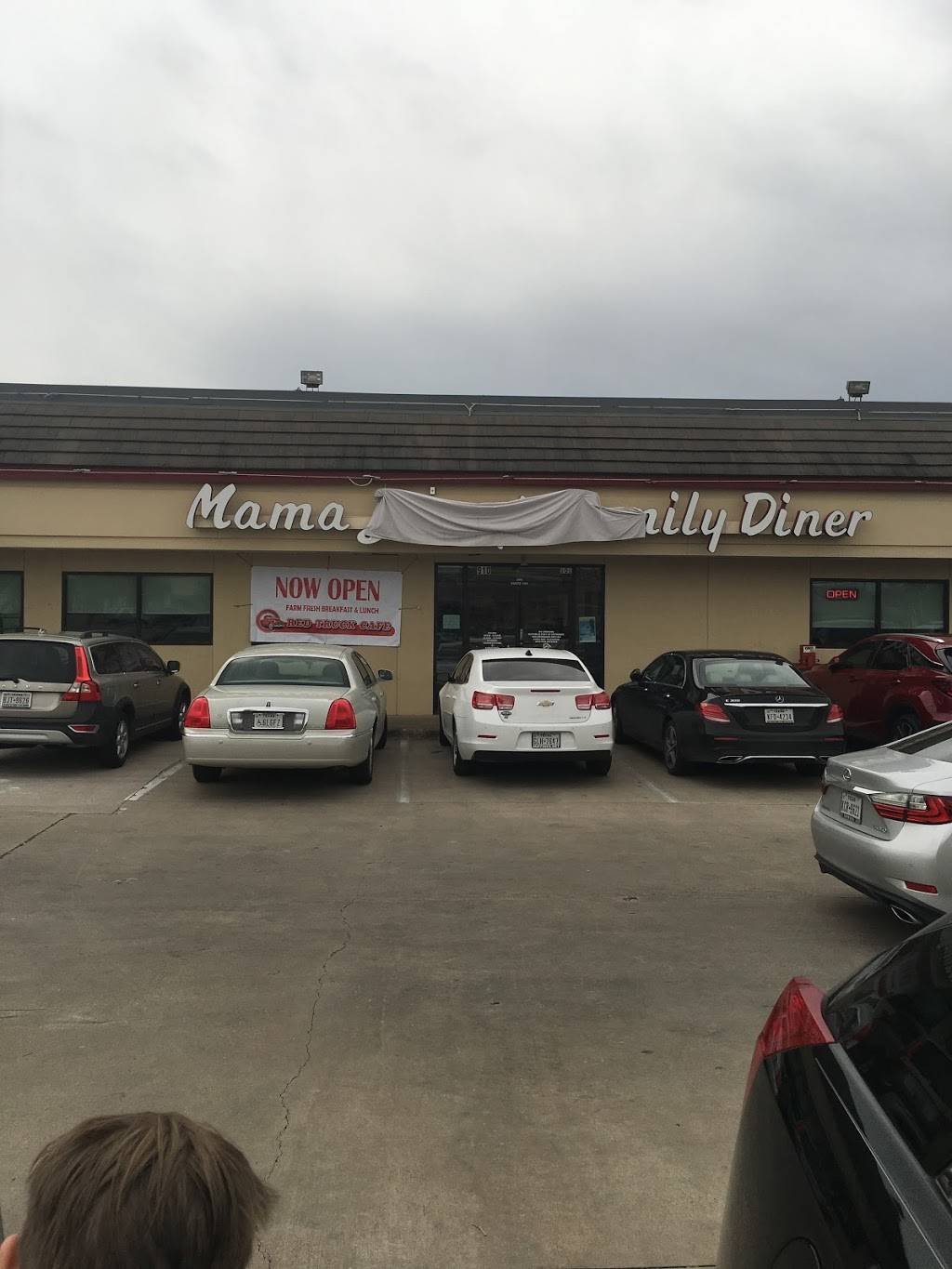 Red truck cafe | restaurant | 920 W Parker Rd, Plano, TX 75075, USA | 9729965177 OR +1 972-996-5177