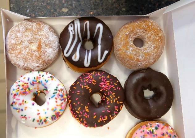 Dunkin | bakery | 7680 Peña Blvd, Denver, CO 80249, USA | 3036344833 OR +1 303-634-4833