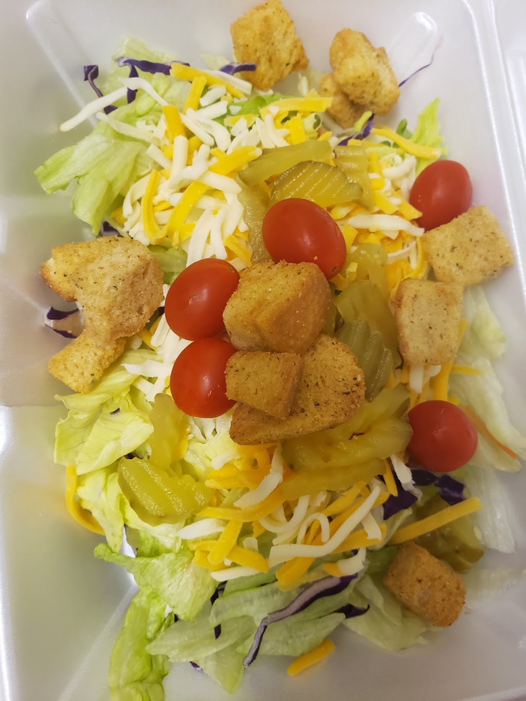 WhoMadeMeDoIt Wings & Poboys | restaurant | 323 Main St, Grambling, LA 71245, USA | 3182748300 OR +1 318-274-8300