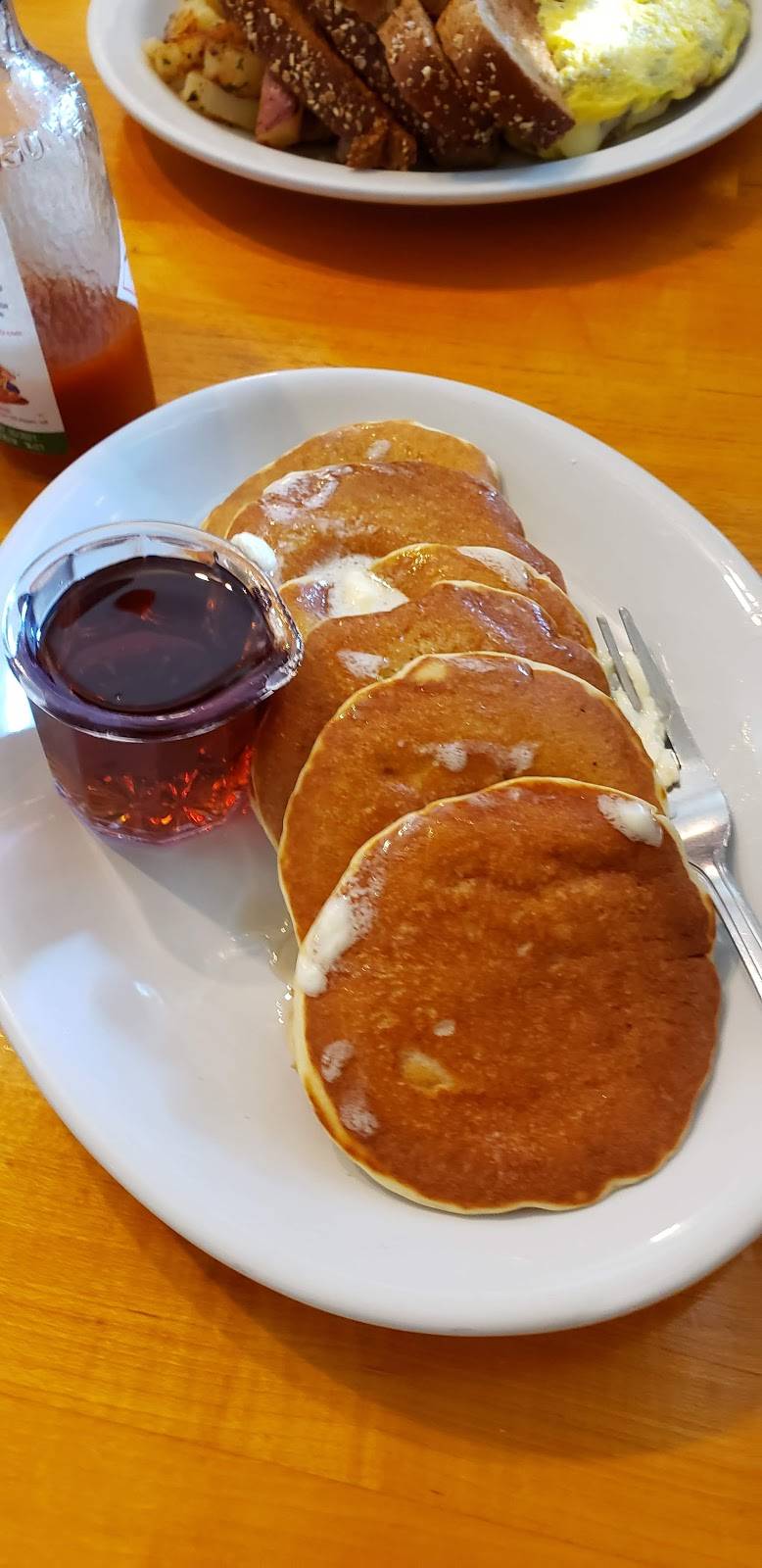 Toasties Café | cafe | 2522, 702 Lighthouse Ave, Pacific Grove, CA 93950, USA | 8313737543 OR +1 831-373-7543