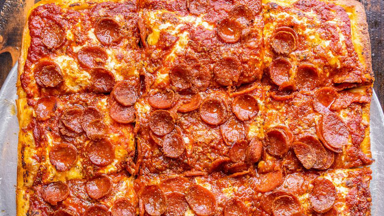 Soho Square Pizza | restaurant | 437 3rd Ave, Brooklyn, NY 11215, USA | 7187227200 OR +1 718-722-7200