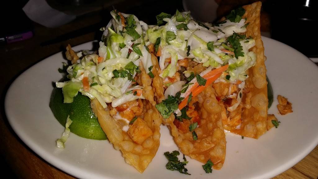 Applebees Grill + Bar | restaurant | 3060 N Naglee Rd, Tracy, CA 95304, USA | 2098340360 OR +1 209-834-0360