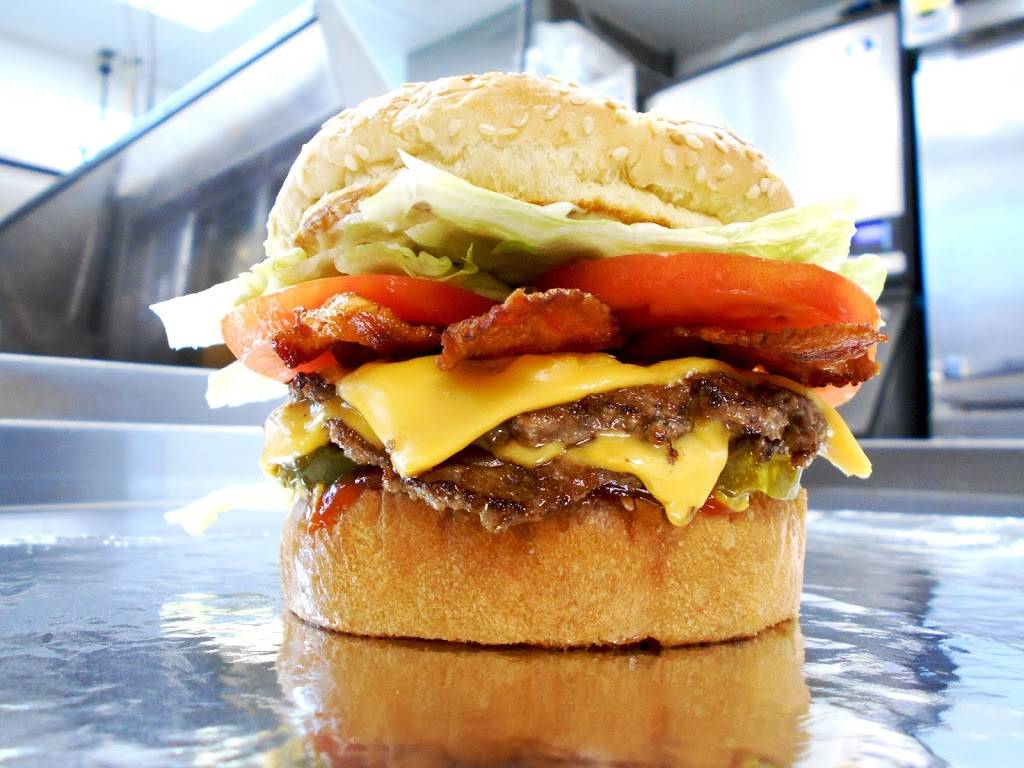 Burger 81 | restaurant | 3900 Wilder Rd, Bay City, MI 48706, USA | 9896861690 OR +1 989-686-1690