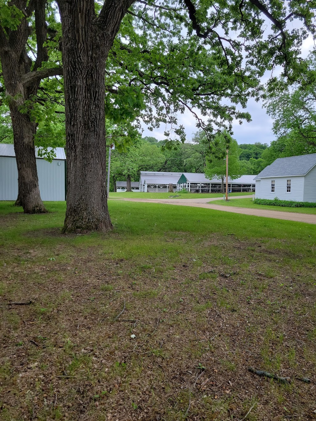 Hucklberry Acres Campground & Hucks Sports Grill | restaurant | E9005 Hucklberry Rd, New London, WI 54961, USA | 9209824628 OR +1 920-982-4628