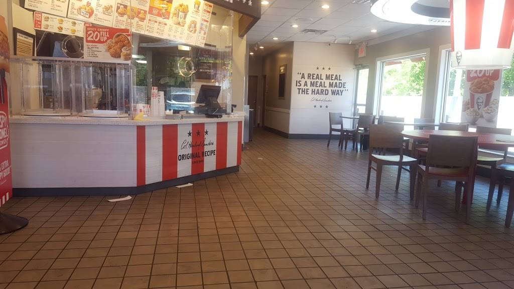 KFC | restaurant | 9848 Livernois, Detroit, MI 48204, USA | 3139350422 OR +1 313-935-0422