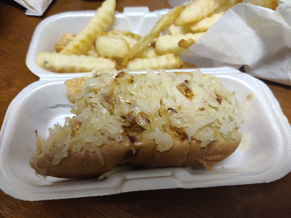 Nearly Famous Burgers and Hot Dogs | restaurant | 1905 E Arkansas Ln, Arlington, TX 76010, USA | 8175836326 OR +1 817-583-6326