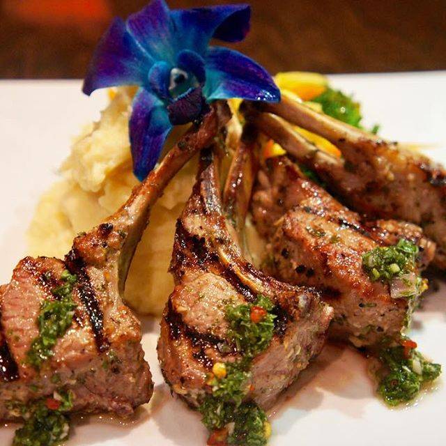 Nebula Bar & Kitchen | restaurant | 141 Nagle Ave, New York, NY 10040, USA | 6466697533 OR +1 646-669-7533