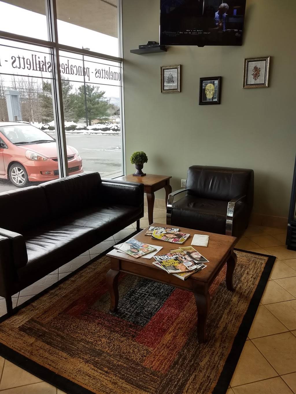 Cafe Lilah | restaurant | 1450 E Lackawanna Ave, Olyphant, PA 18447, USA | 5703828333 OR +1 570-382-8333