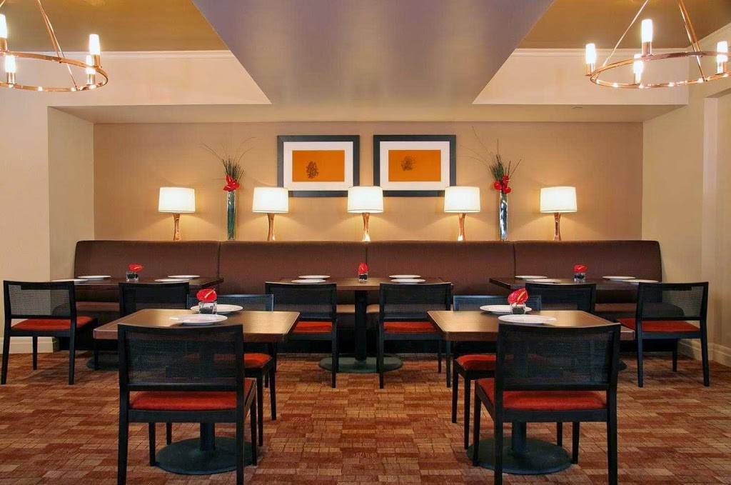 High Street Grill | restaurant | 310 S High St, Columbus, OH 43215, USA | 6142207007 OR +1 614-220-7007