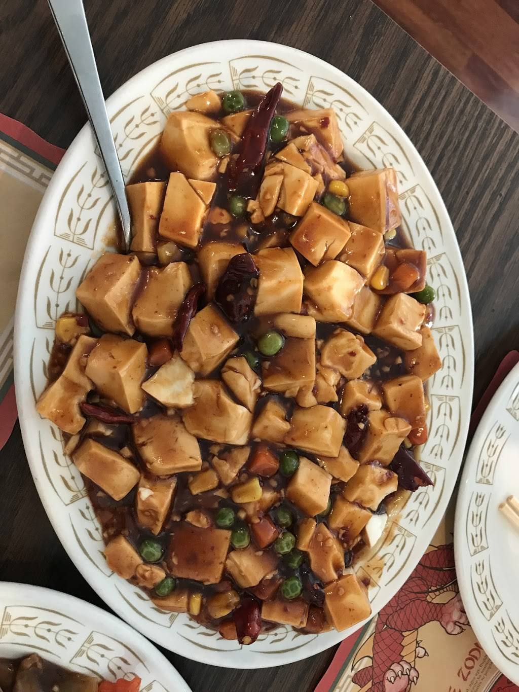 Oaks Garden Restaurant | restaurant | 128 Speers Rd, Oakville, ON L6K 2E7, Canada | 9058456611 OR +1 905-845-6611