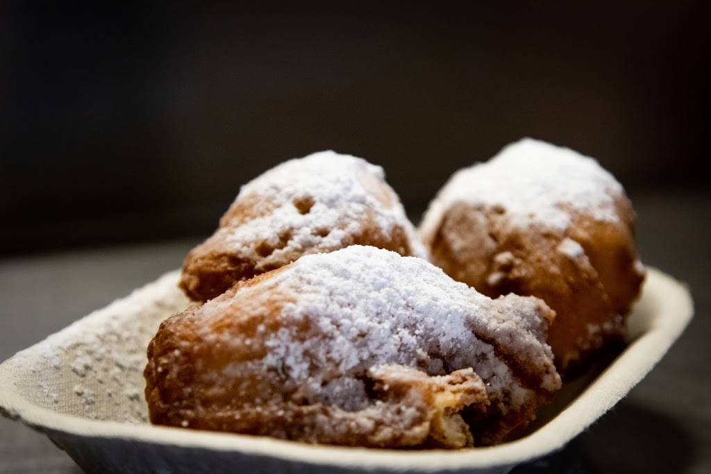 MJs Own Munchies | restaurant | 406 Lakeshore Rd, St. Catharines, ON L2R 7K6, Canada | 9056460031 OR +1 905-646-0031