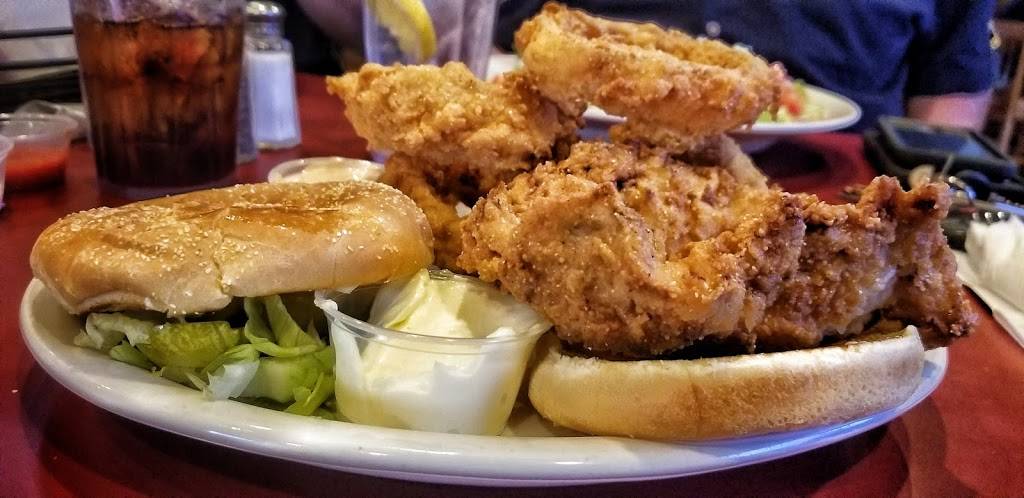 Green Street Pub and Eatery | restaurant | 911 N Green St, Brownsburg, IN 46112, USA | 3178526644 OR +1 317-852-6644