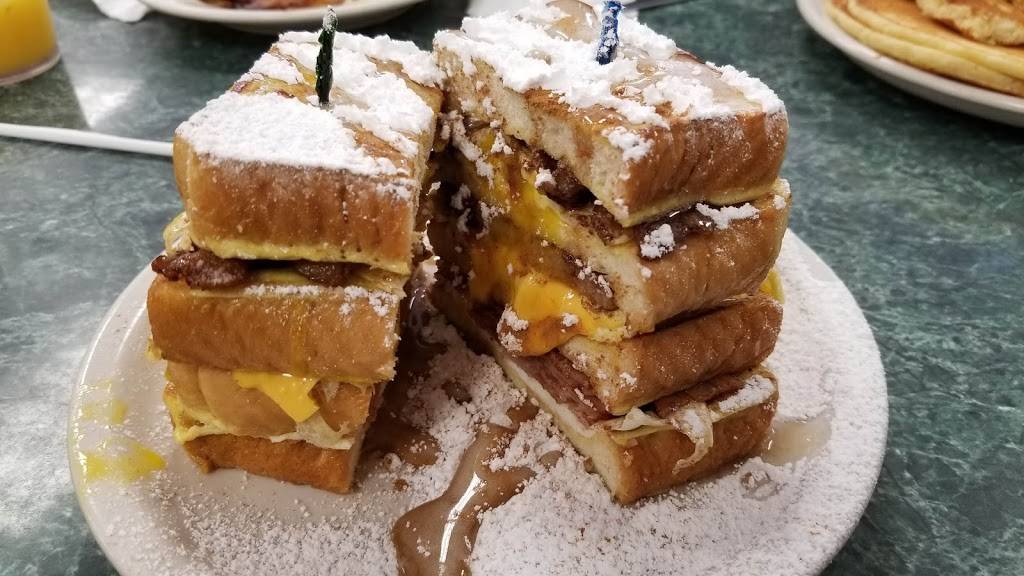 Grandmas Diner | restaurant | 11216 Capital Blvd #106, Wake Forest, NC 27587, USA | 9195569600 OR +1 919-556-9600