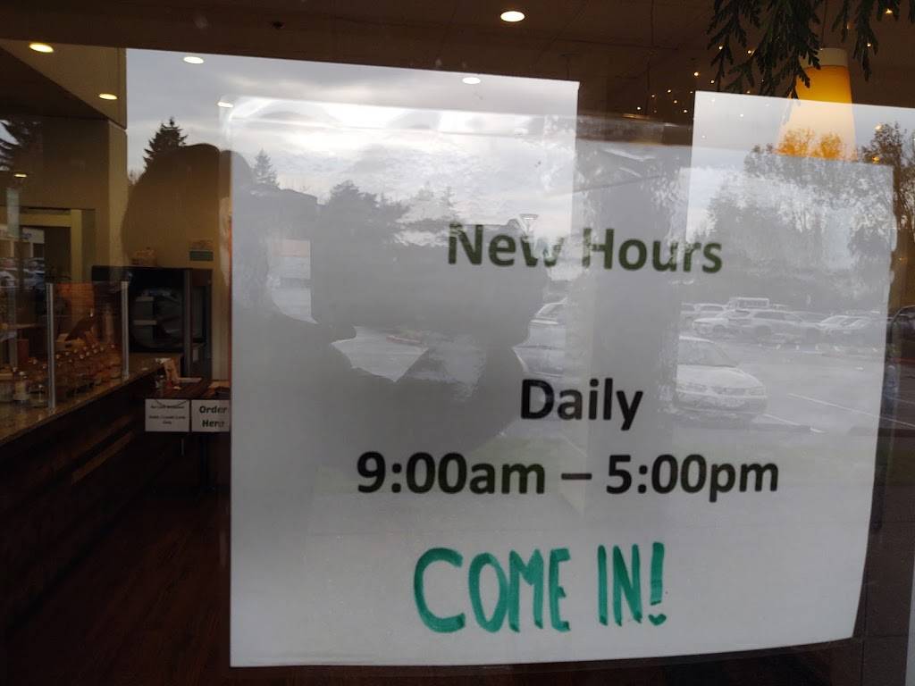 Kwench Juice Cafe | restaurant | 3 Monroe Pkwy Ste O, Lake Oswego, OR 97035, USA | 5033057727 OR +1 503-305-7727