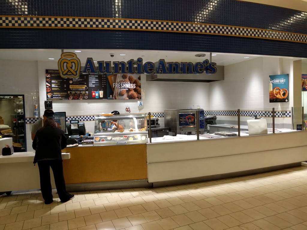 Auntie Annes | cafe | 6600 Topanga Canyon Blvd Space 1098, Canoga Park, CA 91303, USA | 8189927303 OR +1 818-992-7303