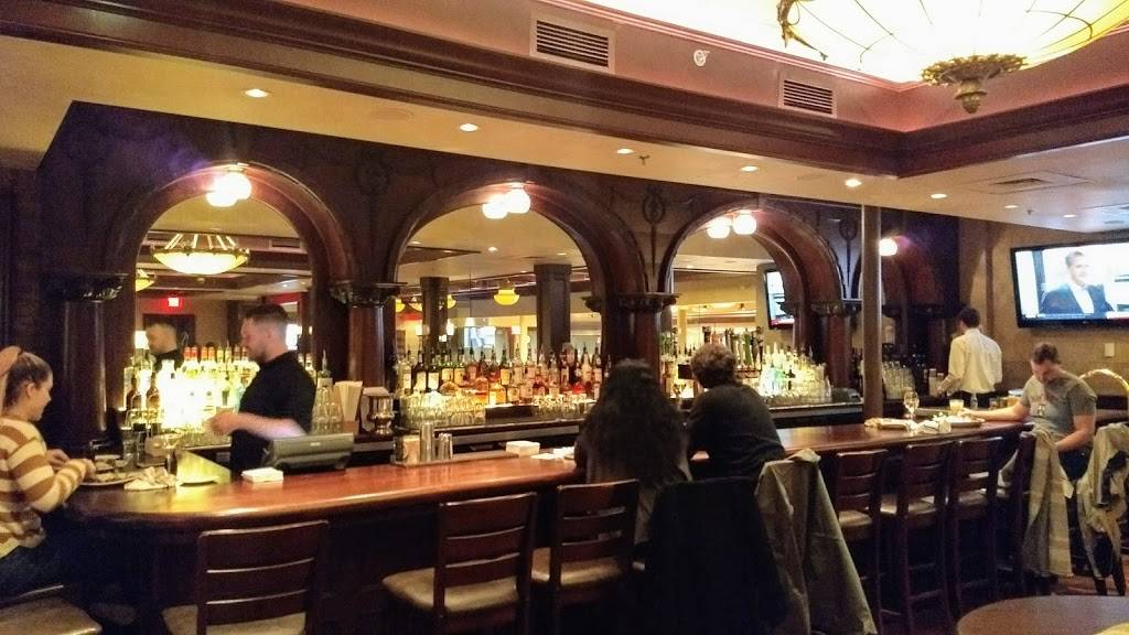 Joes American Bar & Grill | restaurant | 181 Newbury St, Boston, MA 02116, USA | 6175364200 OR +1 617-536-4200