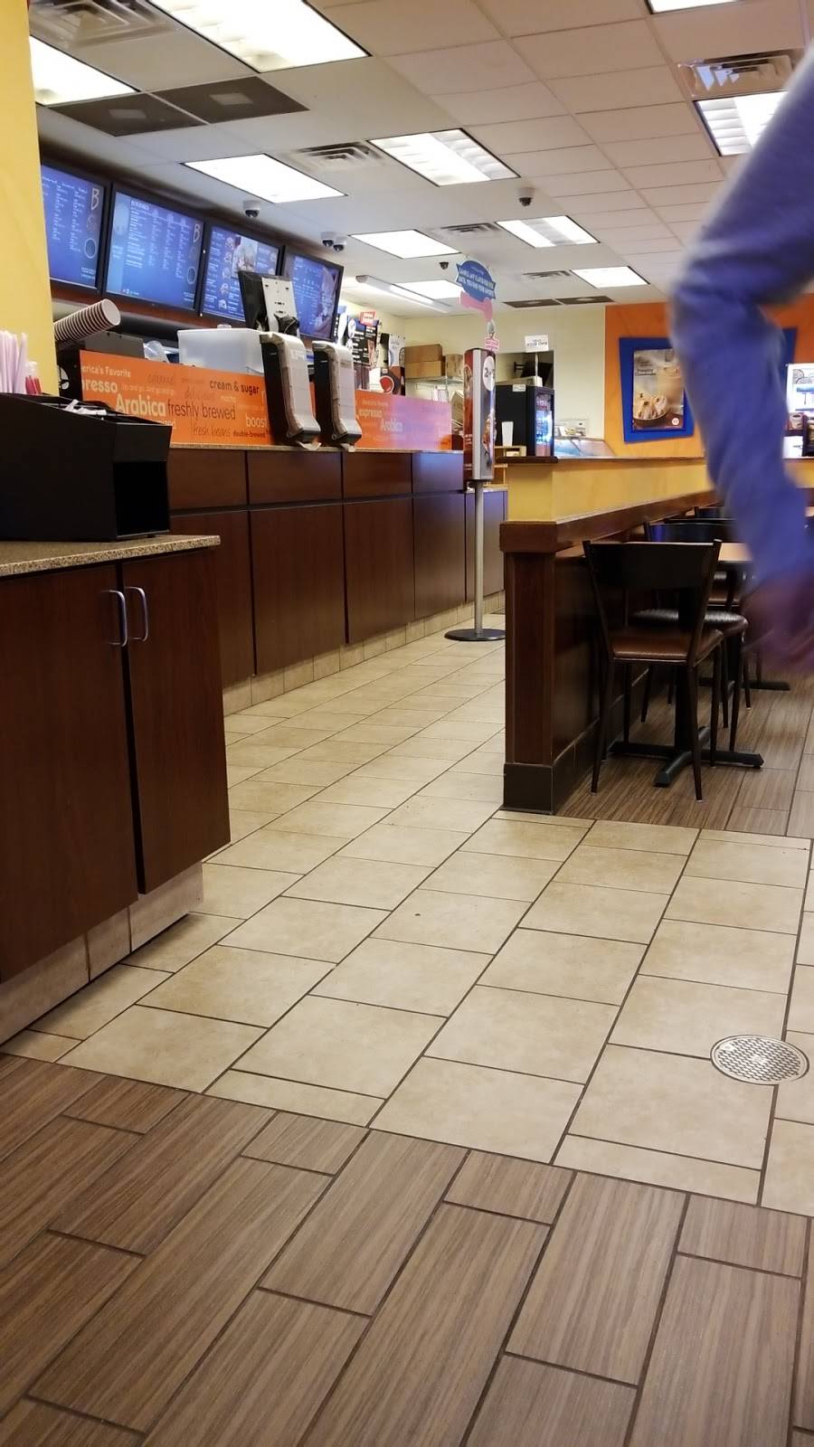 Dunkin | cafe | 2829 22nd St, North Chicago, IL 60064, USA | 8476890054 OR +1 847-689-0054