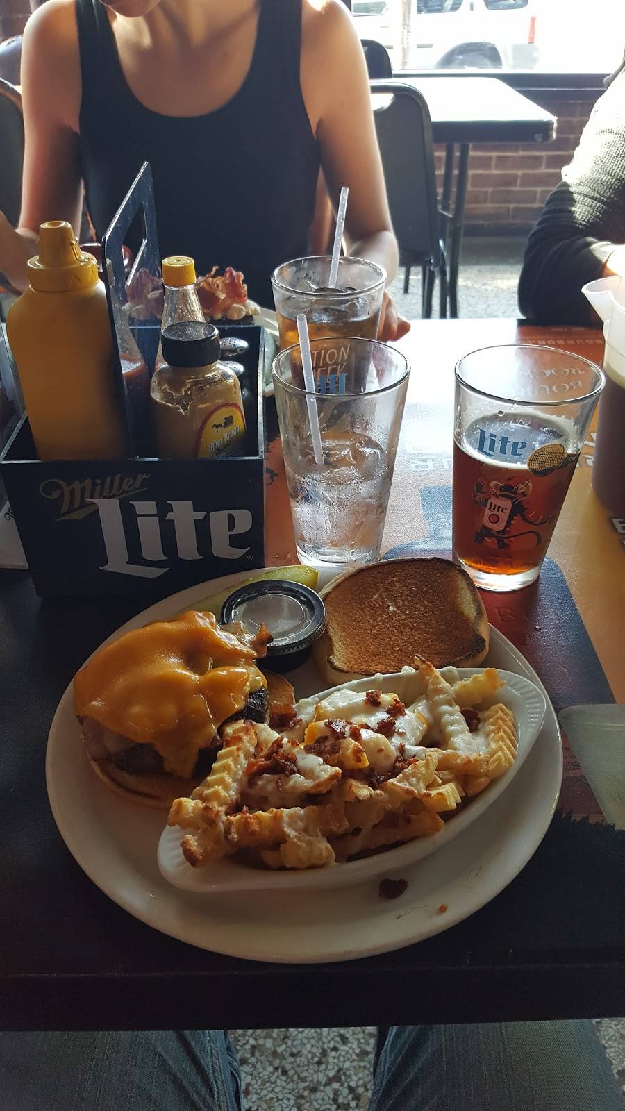 The Granville Inn | restaurant | 1601 S 3rd St, Louisville, KY 40208, USA | 5026362748 OR +1 502-636-2748