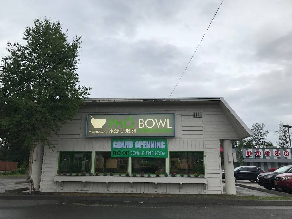 Pho Bowl | restaurant | 1440 E Tudor Rd #1034, Anchorage, AK 99507, USA | 9075620095 OR +1 907-562-0095