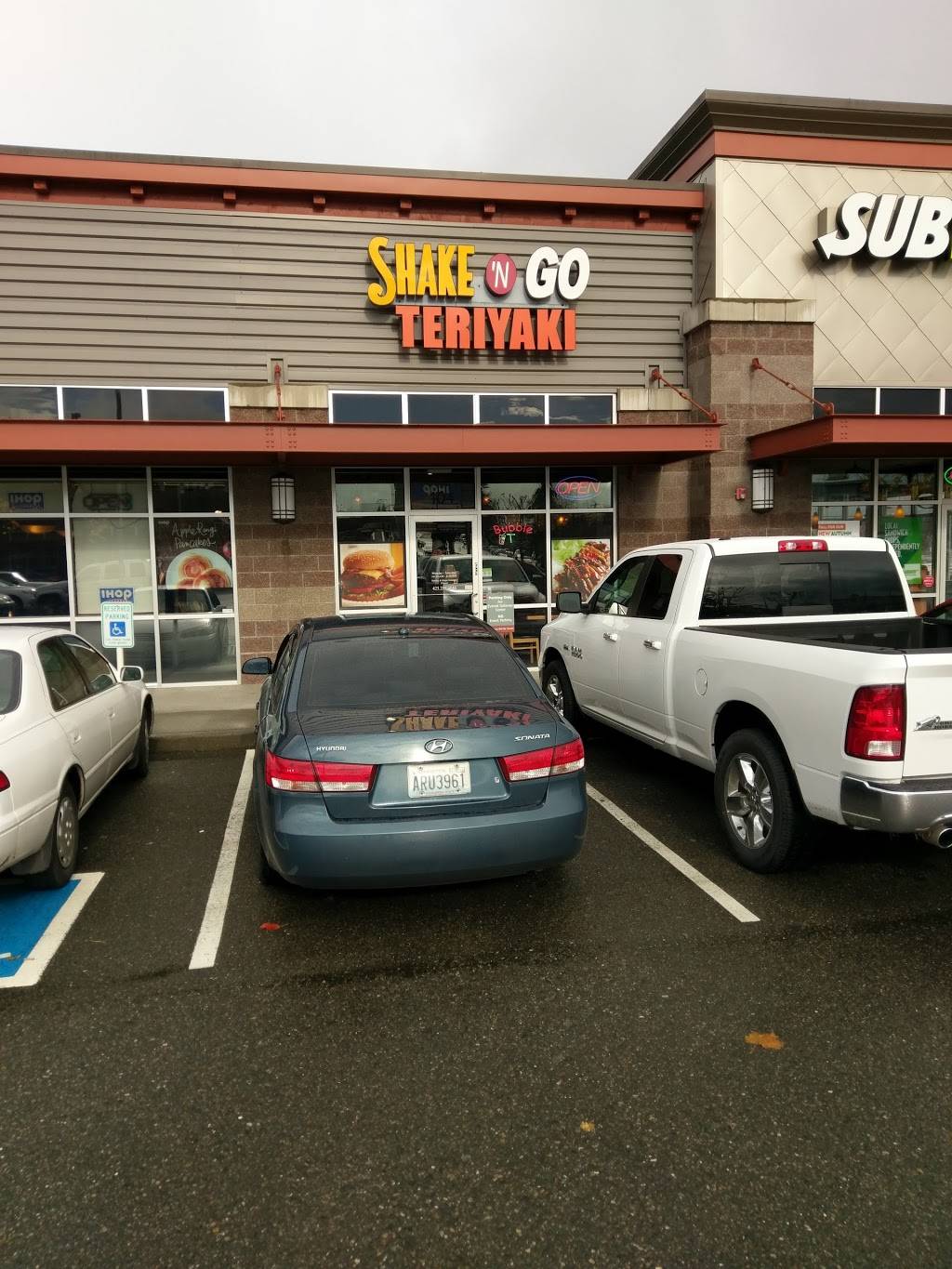 Shake n Go | restaurant | 3710 Broadway Computer Lab, Everett, WA 98201, USA | 4252594646 OR +1 425-259-4646