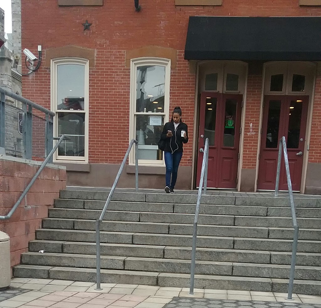 Saxbys Temple University | cafe | 1902 Liacouras Walk, Philadelphia, PA 19122, USA | 2678047150 OR +1 267-804-7150