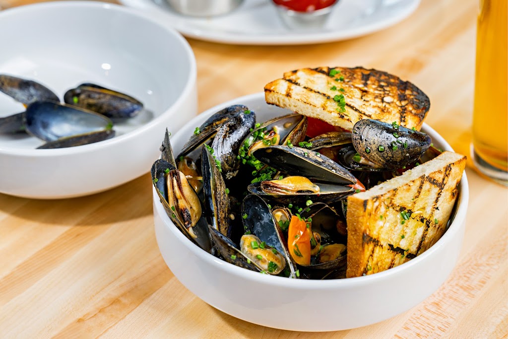 Easy Company | restaurant | 98 Blair Alley SW, Washington, DC 20024, USA | 2024788446 OR +1 202-478-8446