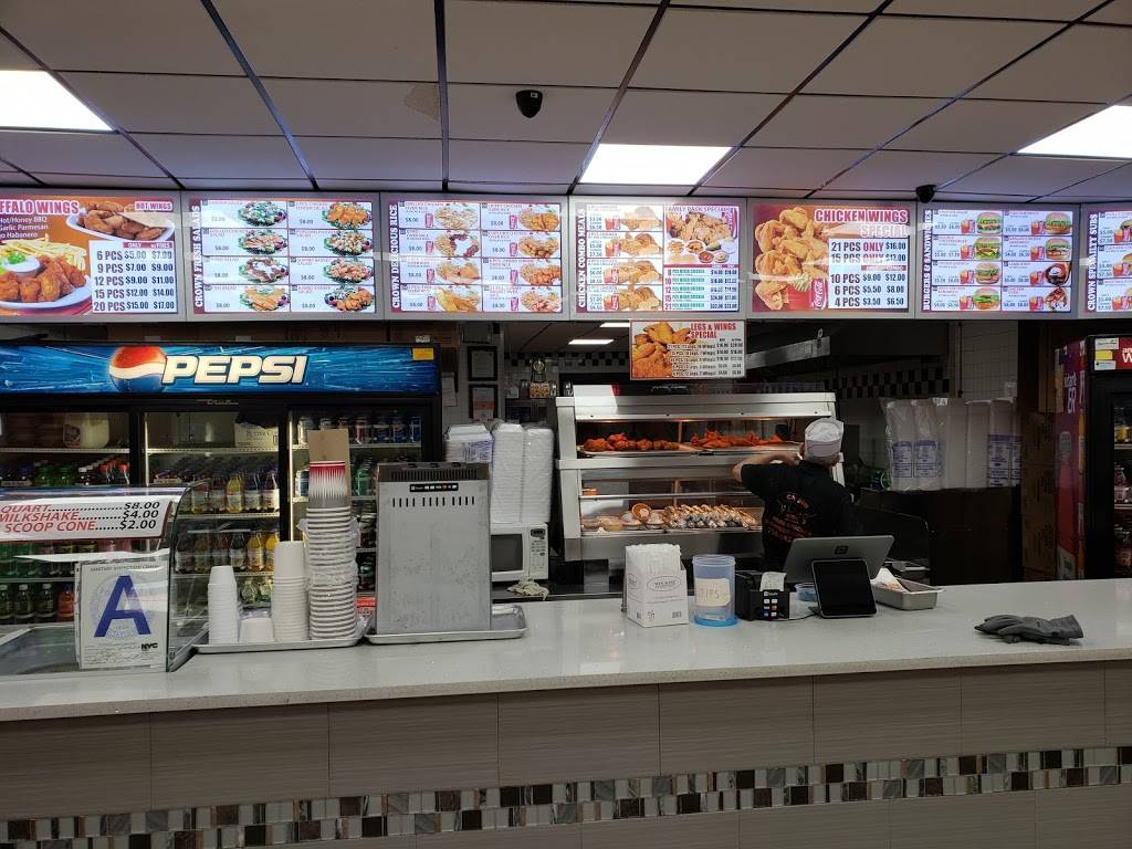 Crown Fried Chicken | restaurant | 229-7 Merrick Blvd, Laurelton, NY 11413, USA | 7183417254 OR +1 718-341-7254