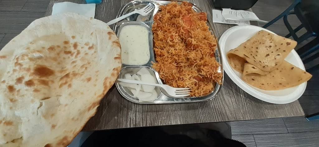 Ghareeb Nawaz | restaurant | 833 E Roosevelt Rd, Lombard, IL 60148, USA | 6308899433 OR +1 630-889-9433