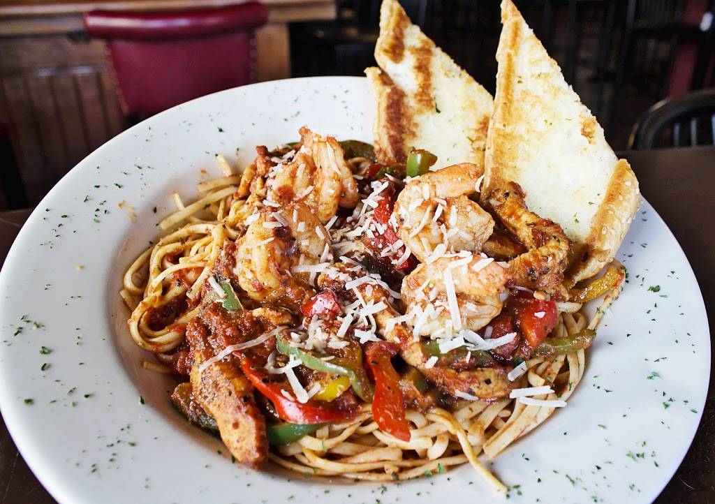 Engine House | restaurant | 309 Cass Ave, Mt Clemens, MI 48043, USA | 5864682442 OR +1 586-468-2442