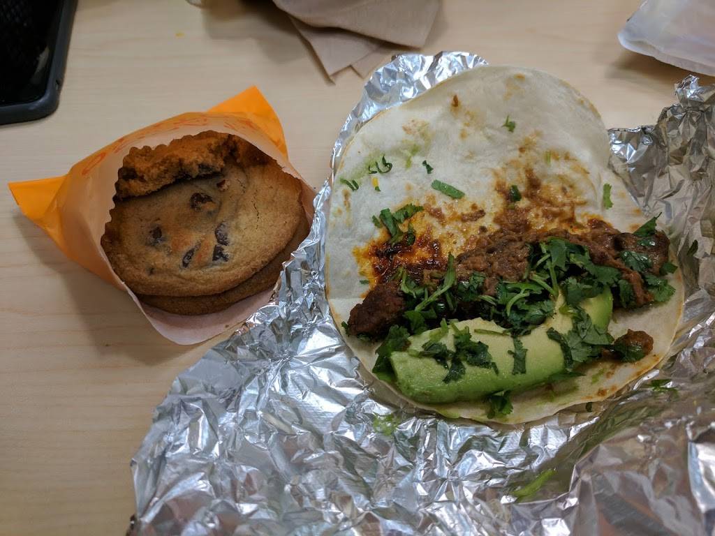 Del Taco | meal takeaway | 34289 Pacific Coast Hwy, Dana Point, CA 92629, USA | 9496617544 OR +1 949-661-7544