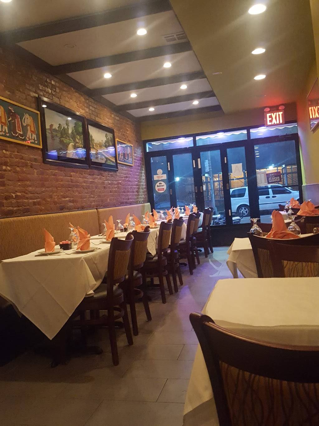 Sapphire | restaurant | 435 Dekalb Ave, Brooklyn, NY 11205, USA | 7186845777 OR +1 718-684-5777