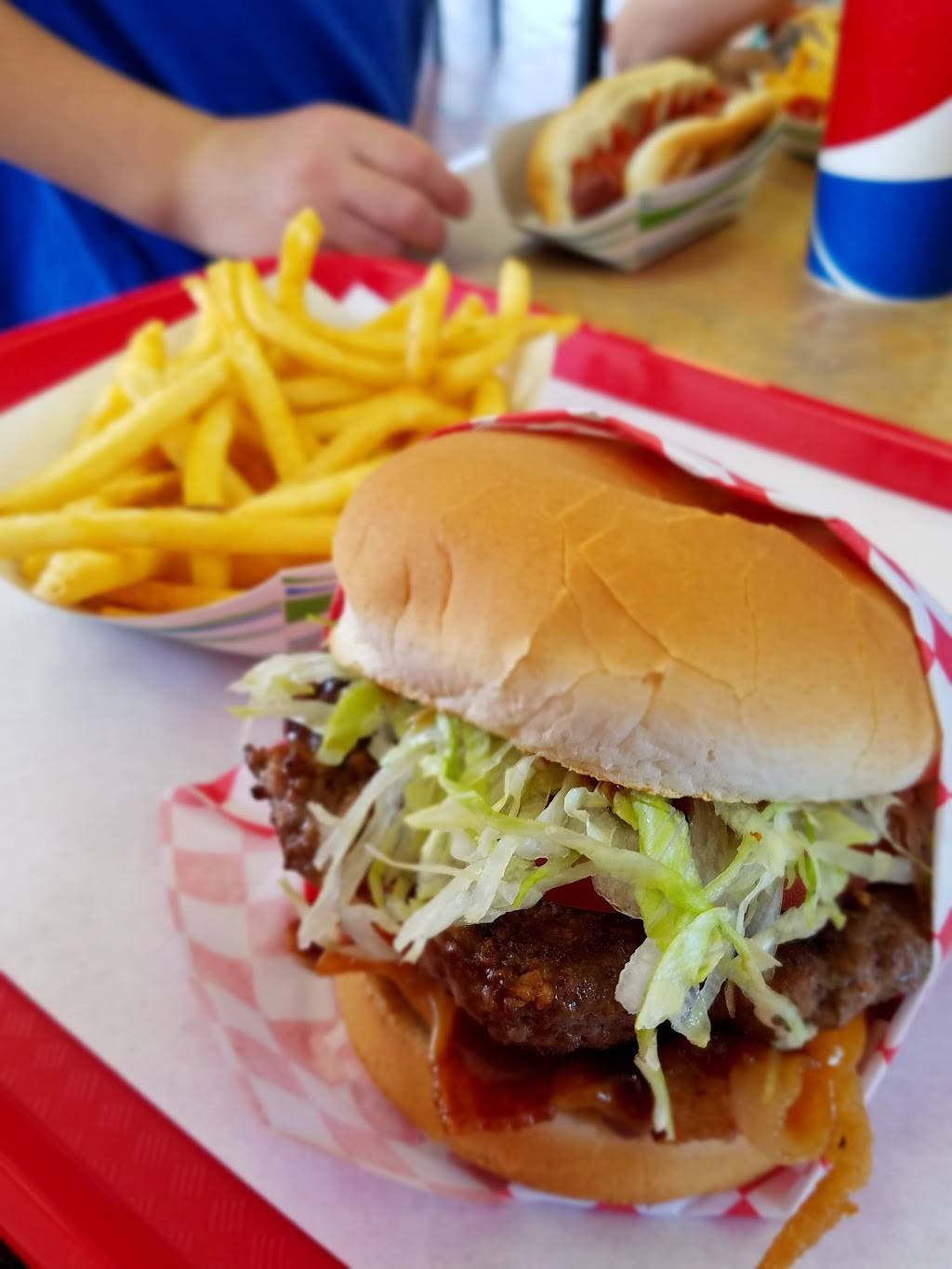 Biggies Burgers | restaurant | 1017 S El Camino Real, San Clemente, CA 92672, USA | 9494929182 OR +1 949-492-9182