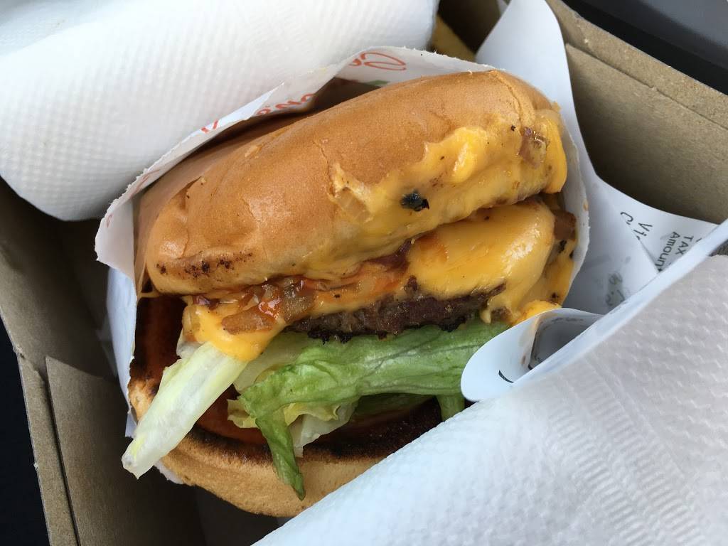 In-N-Out Burger | restaurant | 2505 S Garey Ave, Pomona, CA 91766, USA | 8007861000 OR +1 800-786-1000