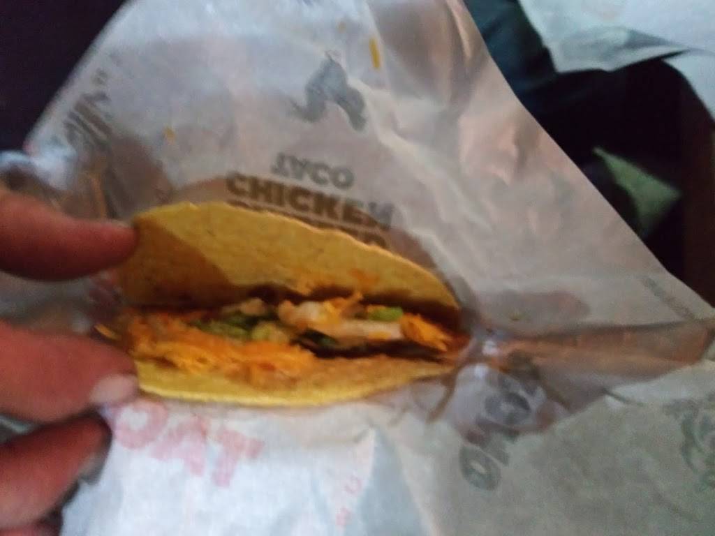 Del Taco | meal takeaway | 106 S Azusa Ave, Azusa, CA 91702, USA | 6263347599 OR +1 626-334-7599