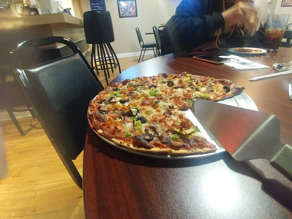 Big Rys Pizzeria | restaurant | 27574 State Hwy Y, Rocky Mount, MO 65072, USA | 5733925271 OR +1 573-392-5271