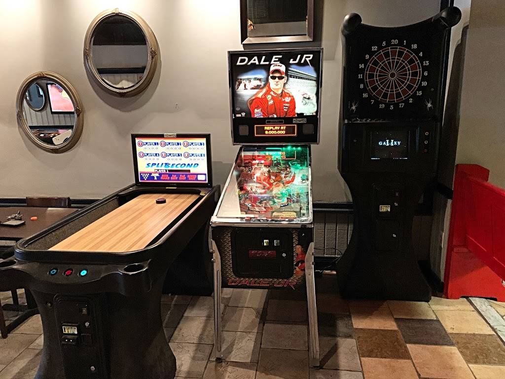 Wissahickon Bar & Bistro | restaurant | 5109 Rochelle Ave, Philadelphia, PA 19128, USA | 2154828583 OR +1 215-482-8583