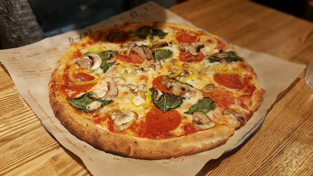 Blaze Pizza | meal takeaway | 2800 N Main St, Santa Ana, CA 92705, USA | 7144220601 OR +1 714-422-0601