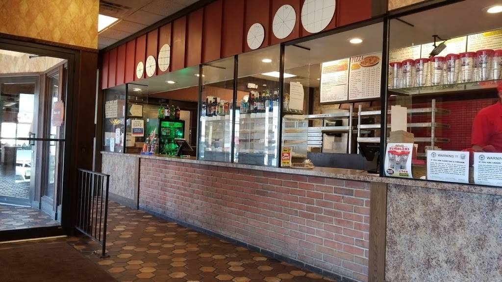 Richards Pizza | restaurant | 417 Main St, Hamilton, OH 45013, USA | 5138943296 OR +1 513-894-3296