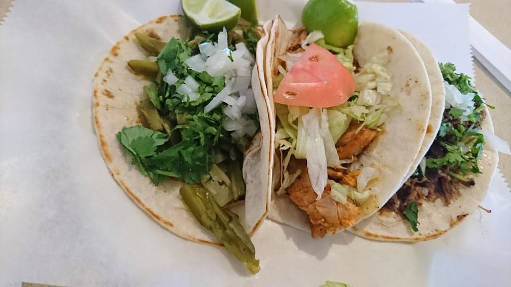 Taqueria Chapala | restaurant | 2101 E Cesar Chavez St, Austin, TX 78702, USA | 5123200308 OR +1 512-320-0308