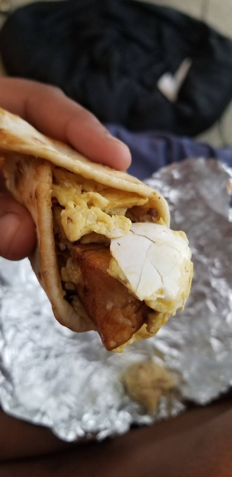 Cafe on the Square | restaurant | 126 N LBJ Dr, San Marcos, TX 78666, USA | 5123969999 OR +1 512-396-9999