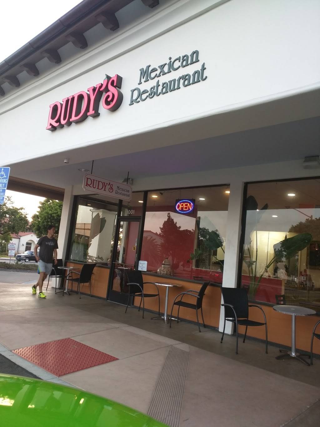 Rudys Restaurant | restaurant | 1001 Casitas Pass Rd, Carpinteria, CA 93013, USA | 8056847839 OR +1 805-684-7839