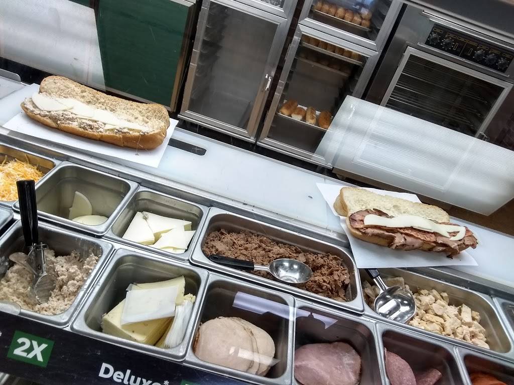 Subway | restaurant | 231 S Main St, Warren, OH 44481, USA | 3303947827 OR +1 330-394-7827