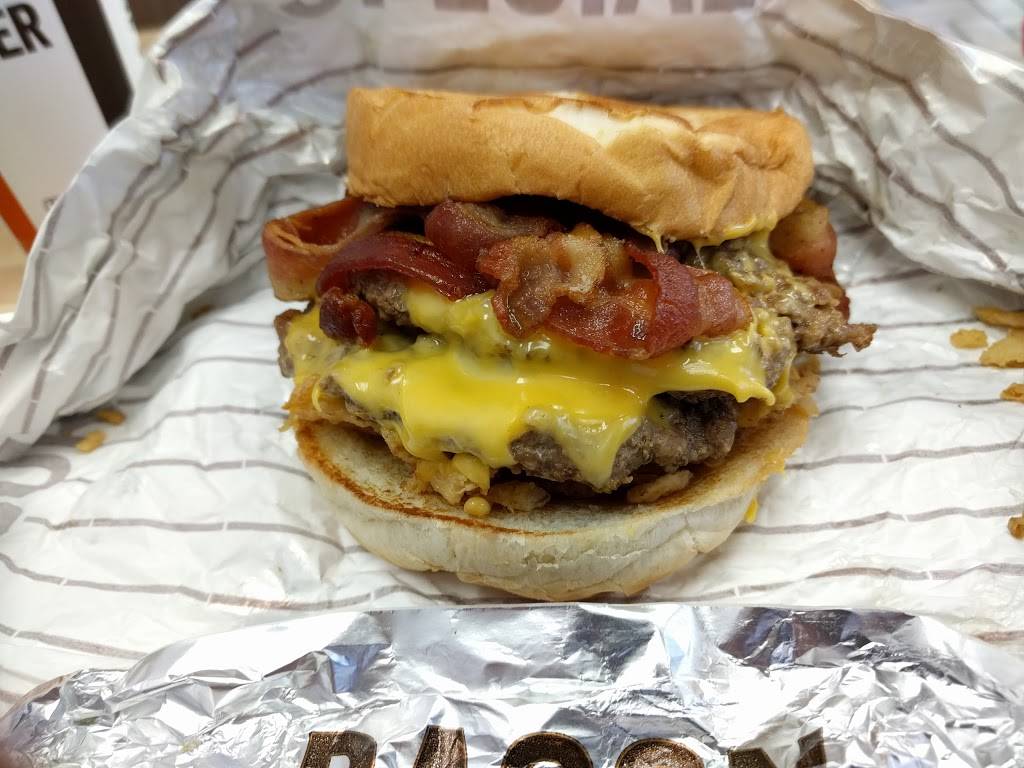 A&W Restaurant | restaurant | 1930 Mentone Blvd, Mentone, CA 92359, USA | 9097941428 OR +1 909-794-1428