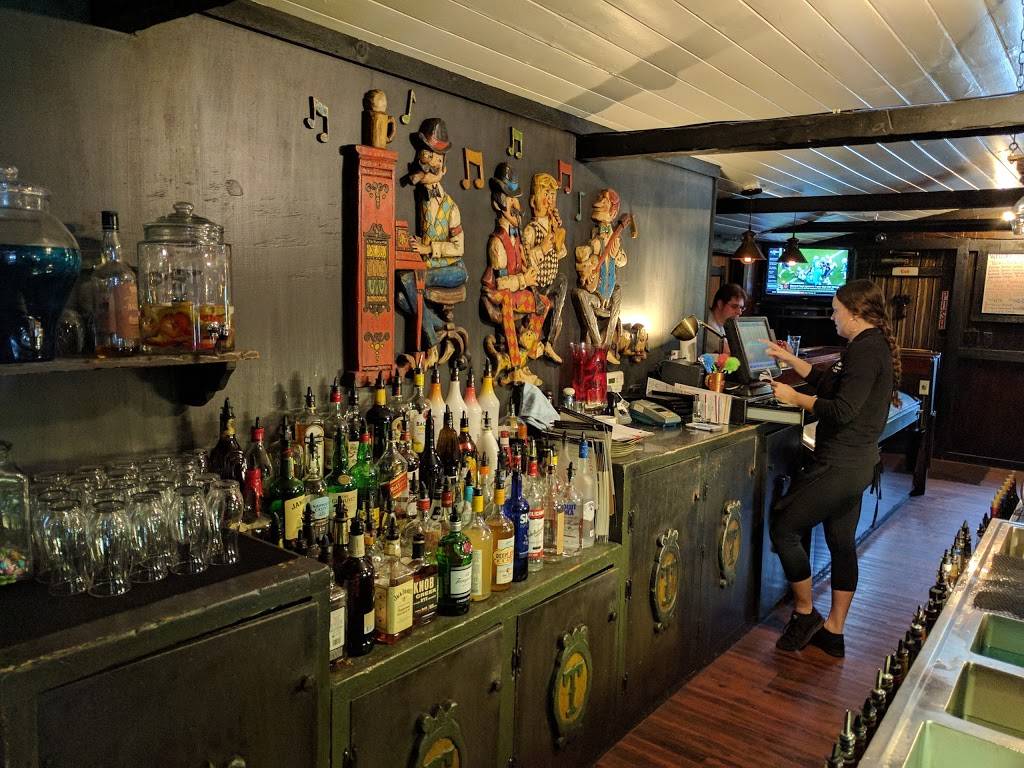 Turks Tavern | restaurant | 11139 Cleveland St, Nunica, MI 49448, USA | 6168377096 OR +1 616-837-7096