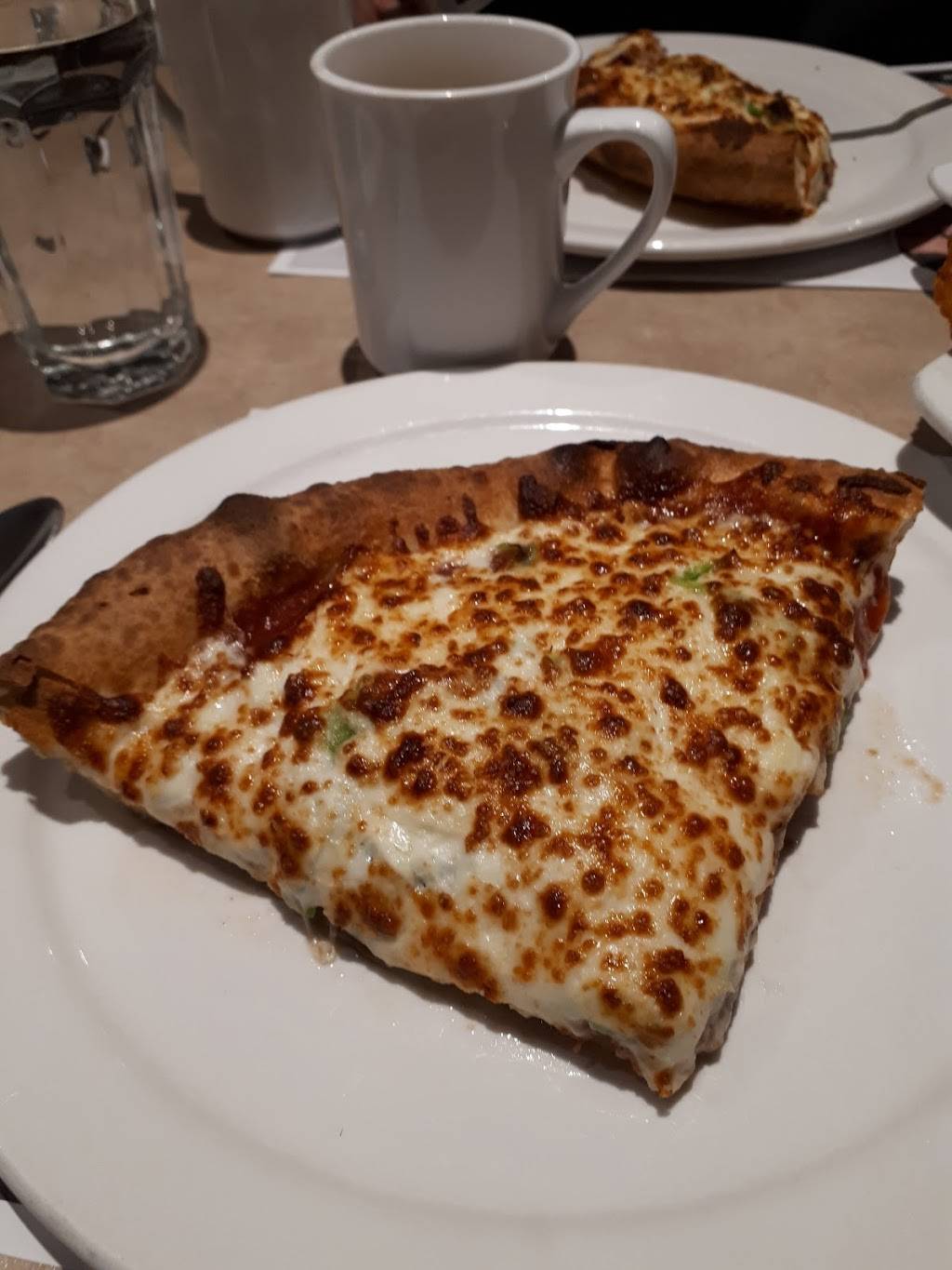 Bravo Pizzeria Inc | restaurant | 200 Rue, Boulevard Sainte-Anne, Joliette, QC J6E 4Z3, Canada | 4507560444 OR +1 450-756-0444