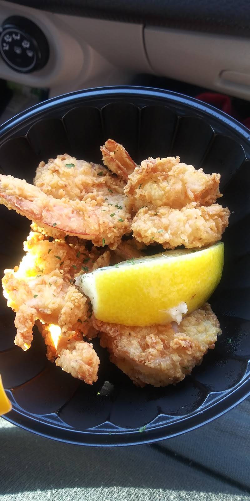 THE LICKING CHICAGO | restaurant | 5045 W Madison St, Chicago, IL 60644, USA | 7734137666 OR +1 773-413-7666