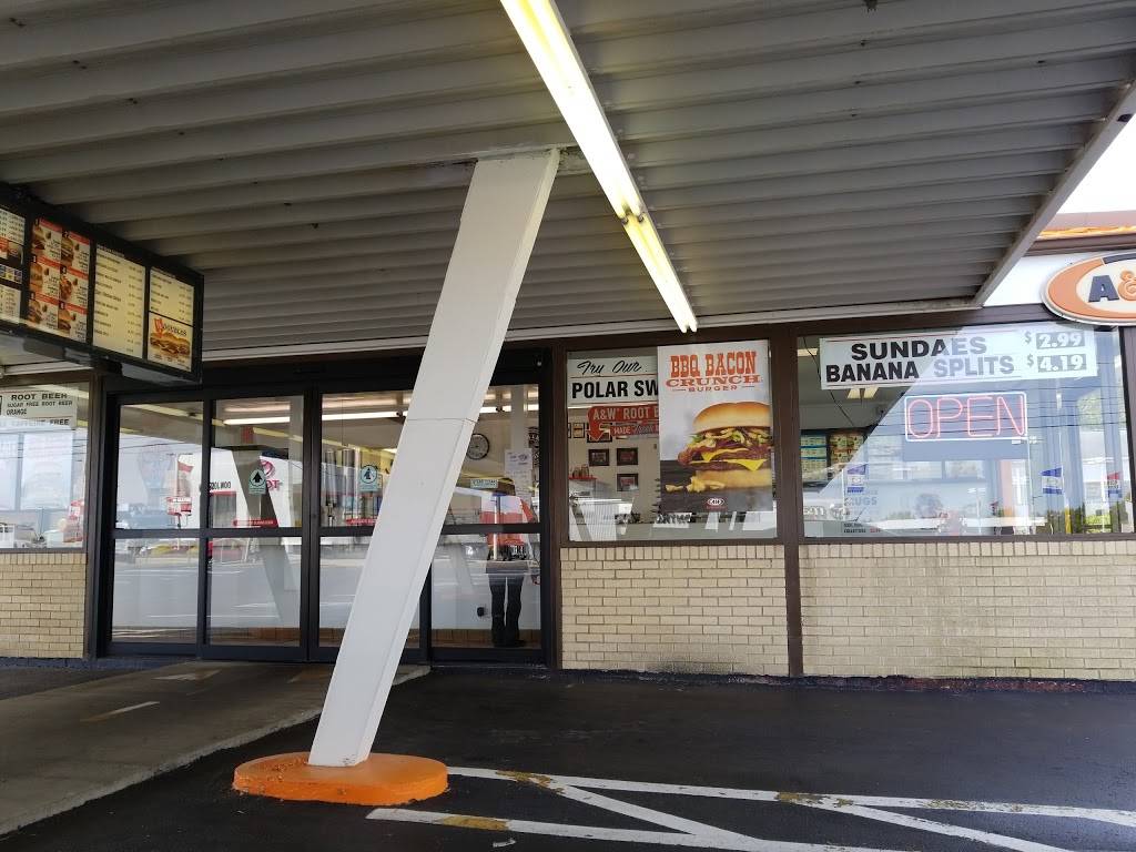 A&W Drive In-Kent | restaurant | 1124 W Main St, Kent, OH 44240, USA | 3306736912 OR +1 330-673-6912